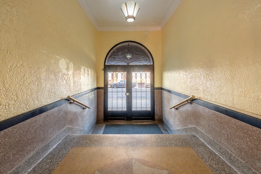 More Photos Of 118-16 91st Ave, Richmond Hill Apartments For Sale