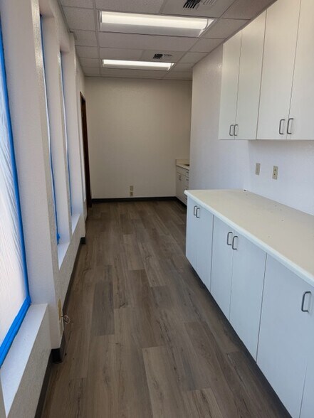 More Photos Of 1031 15th St, Modesto Office For Lease