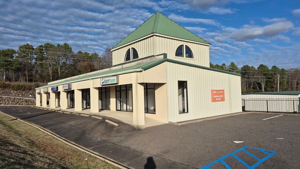 Primary Photo Of 1801 Higdon Ferry Rd, Hot Springs Self Storage For Lease