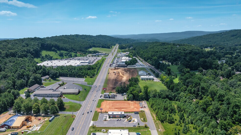 More Photos Of 3365 Rhea County Hwy, Dayton General Retail For Lease