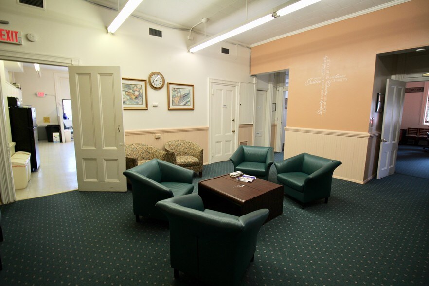 More Photos Of 19 Belmont Ave, Dover Apartments For Sale