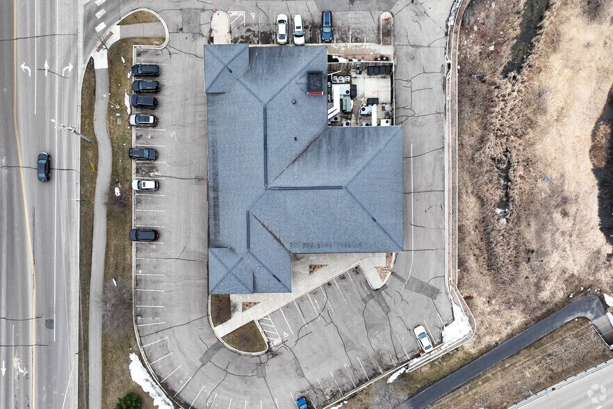 More Photos Of 1309 Oak Ave, Waconia Storefront Retail Office For Lease