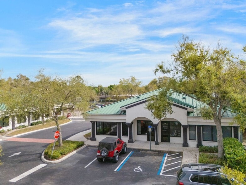 More Photos Of 3293 Fruitville Rd, Sarasota Medical For Sale