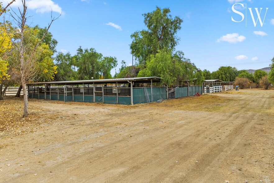 More Photos Of 805 N Sanderson Ave, San Jacinto Specialty For Sale