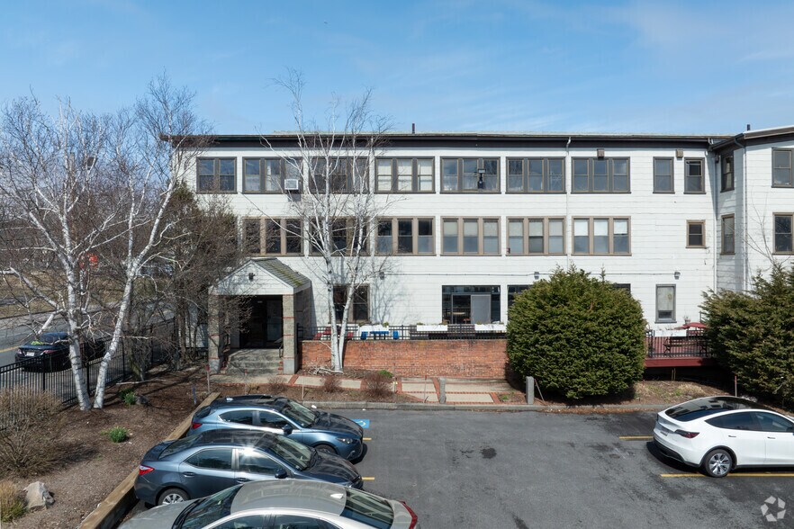 More Photos Of 117-119 N Main St, Brockton Office For Sale