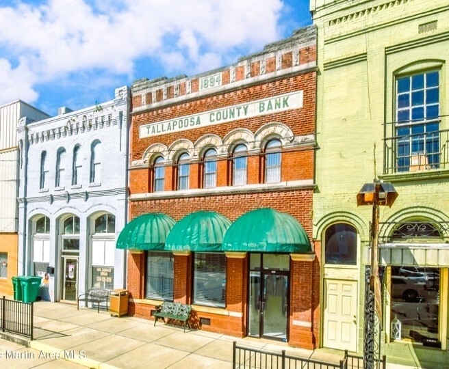 Primary Photo Of 121 N Tallassee St, Dadeville Storefront Retail Office For Sale