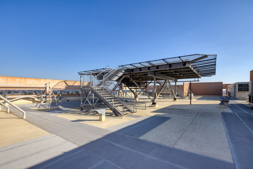 More Photos Of 10100 Trinity Pky, Stockton Office For Sale