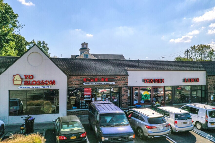 More Photos Of 206-214 Glen Cove Ave, Glen Cove Freestanding For Lease