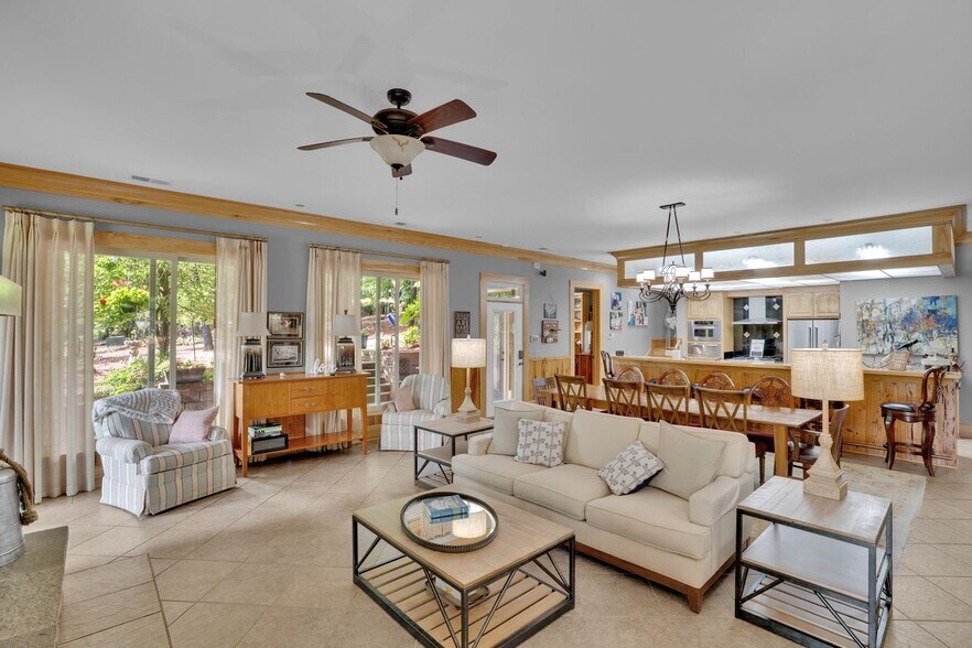 More Photos Of 1530 Buck Hill Rd, Ridgeway Industrial For Sale