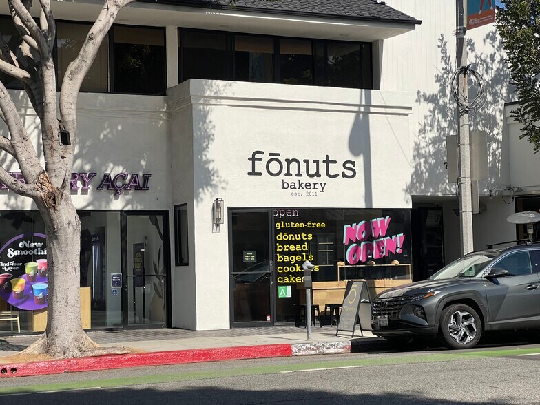 More Photos Of 701-715 Montana Ave, Santa Monica Storefront Retail Office For Lease