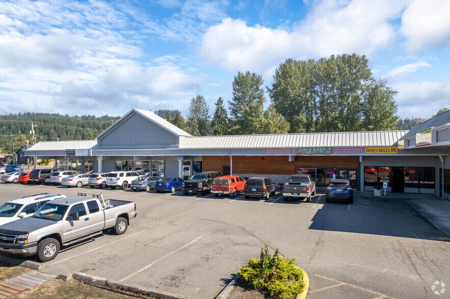 More Photos Of 6005-6125 Parker Rd E, Sumner Unknown For Lease
