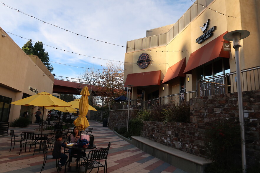 More Photos Of 520-550 Deep Valley Dr, Rolling Hills Estates Unknown For Lease