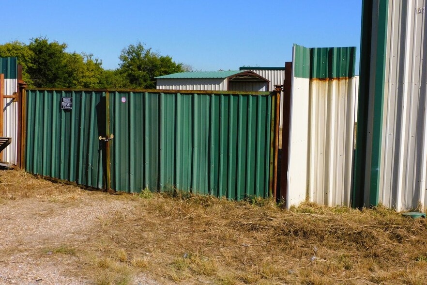 More Photos Of 10679 State Highway 56, Sherman Industrial For Lease