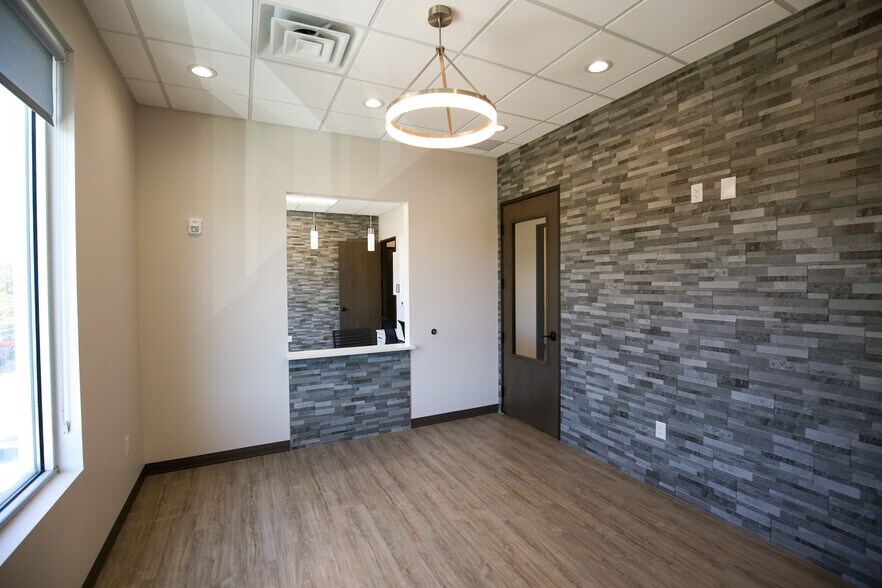 More Photos Of 3242 Preston Rd, Plano Medical For Lease