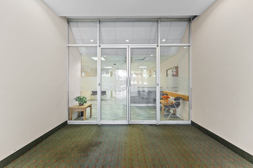 More Photos Of 77 Pond Ave, Brookline Apartments For Sale