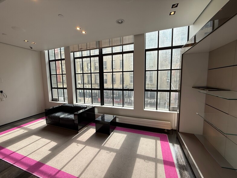More Photos Of 41 W 56th St, New York Office For Sale