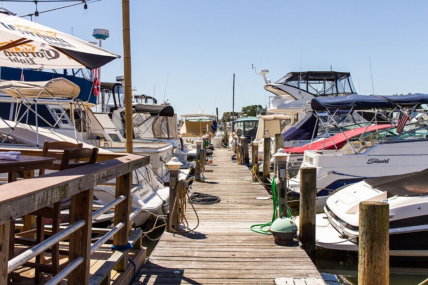 More Photos Of 116 Division St, Patchogue Freestanding For Sale