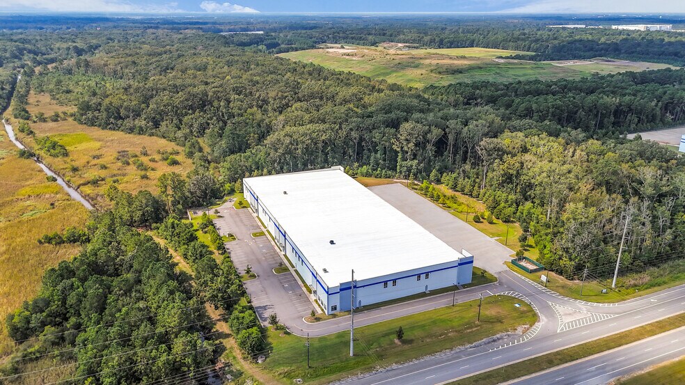 More Photos Of 1315 Dean Forest Rd, Savannah Unknown For Lease