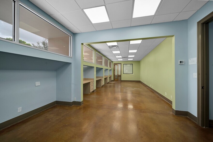 More Photos Of 6061 NE 14th Ave, Fort Lauderdale Medical For Lease