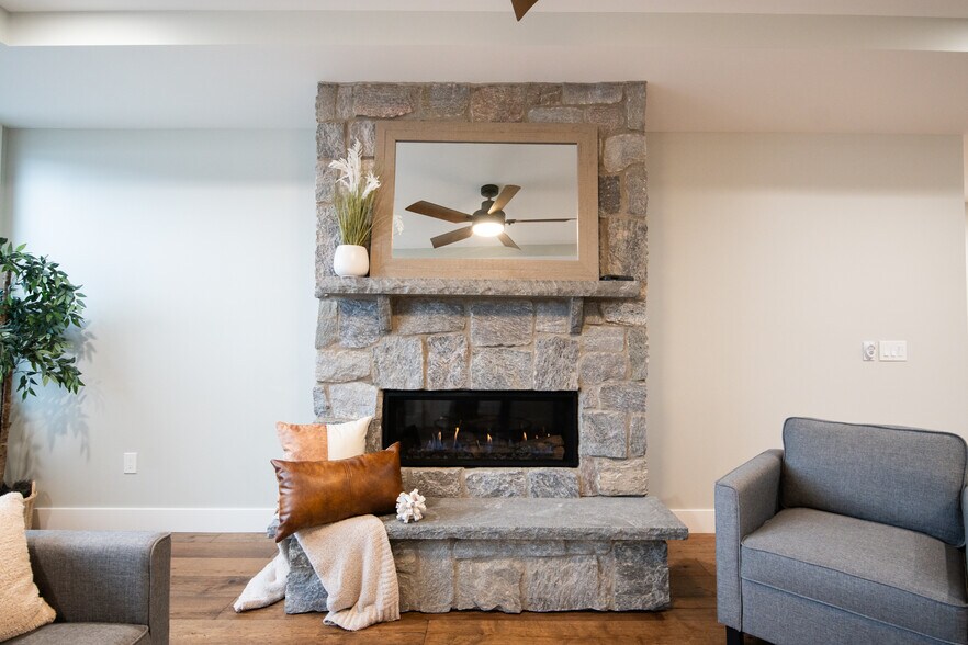 More Photos Of 1 Kurosaka Ln, Lake George Apartments For Sale