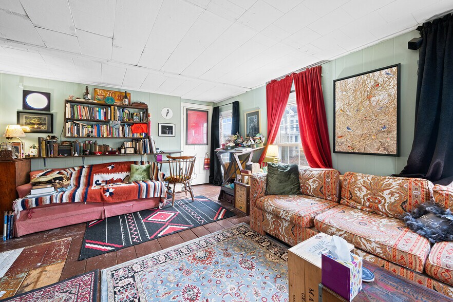 More Photos Of 2 Norwich Rd, East Haddam General Retail For Sale