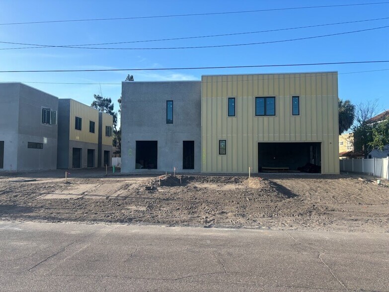 More Photos Of 4210 W Carmen St, Tampa Apartments For Sale