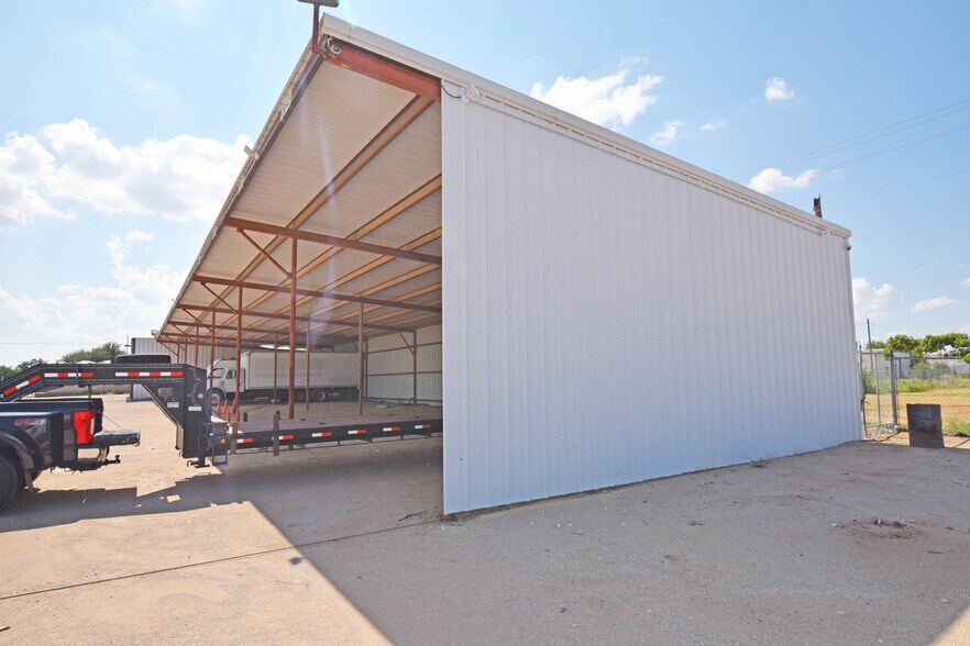 More Photos Of 4810 Andrews Hwy, Odessa Warehouse For Sale
