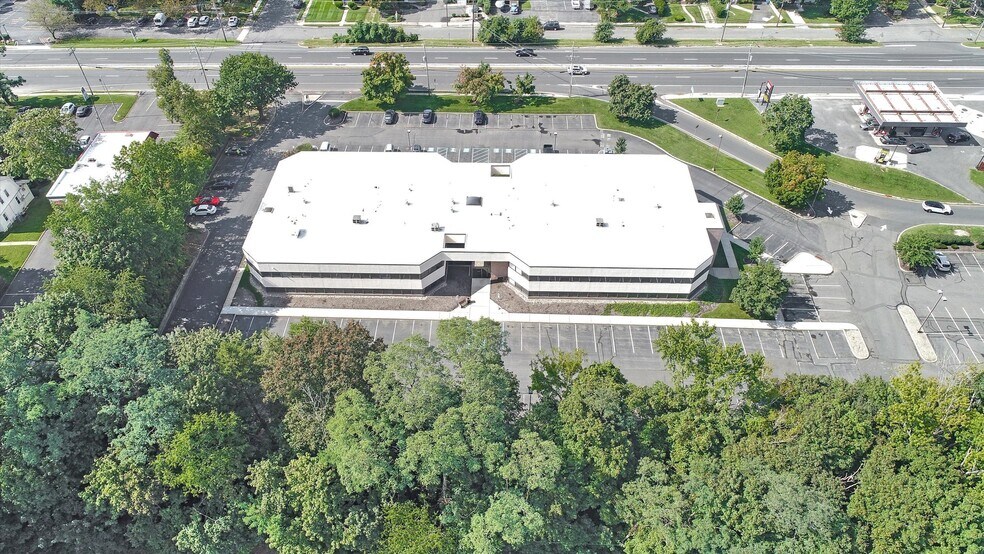 More Photos Of 225 State Highway 35, Red Bank Medical For Lease