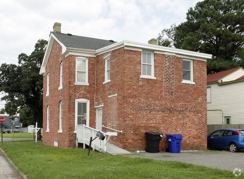 More Photos Of 757 Broad St, Portsmouth Office For Sale