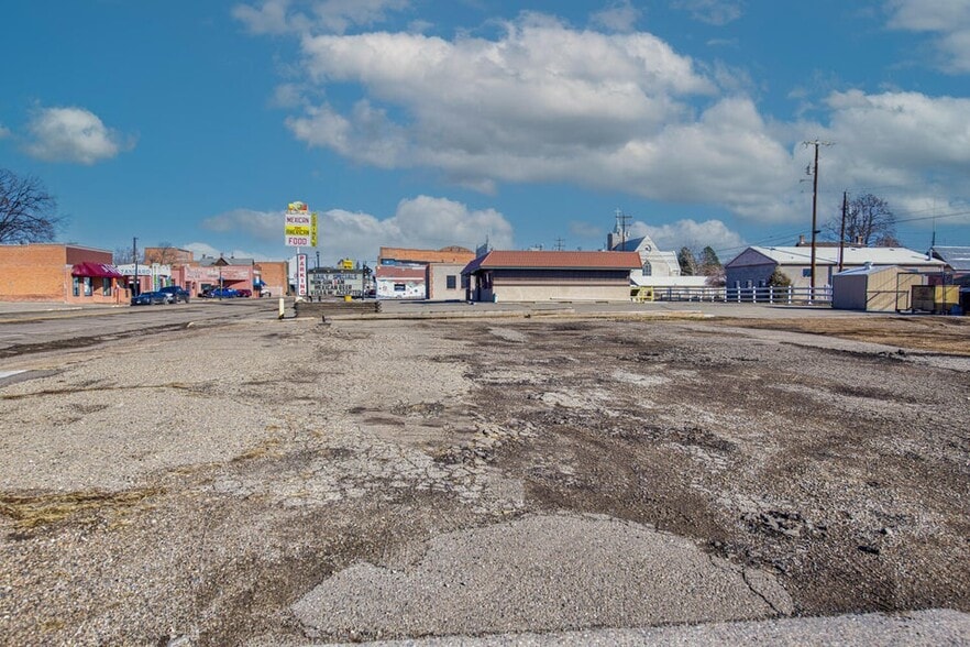More Photos Of 826 Main St, Walsenburg Land For Sale