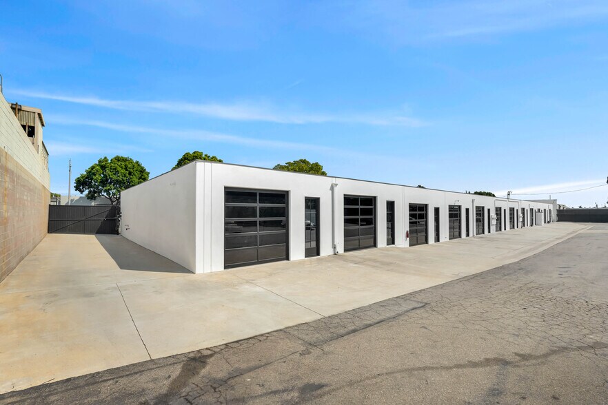 More Photos Of 769-791 Newton Way, Costa Mesa Showroom For Lease