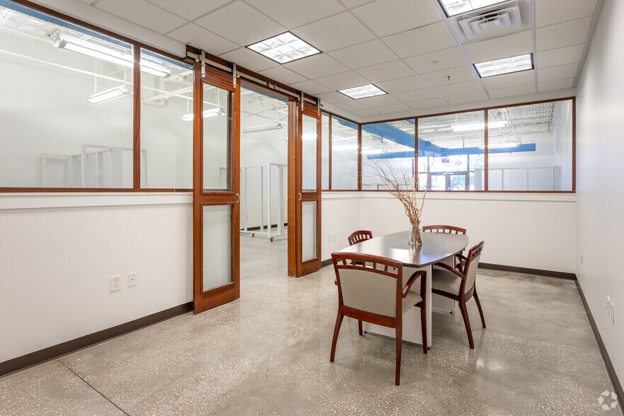 More Photos Of 635 Rutledge Ave, Charleston Loft Creative Space For Lease