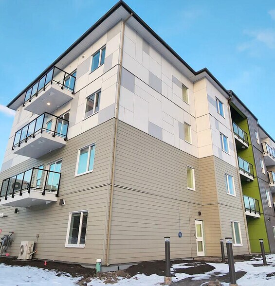 More Photos Of 4010 Walters St, Merritt Apartments For Sale