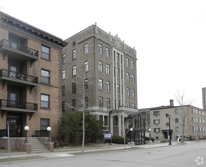 More Photos Of 1409 Willow St, Minneapolis Medical For Lease