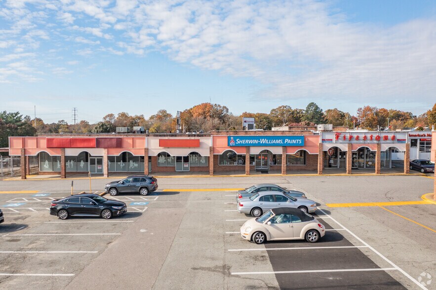 More Photos Of 100-404 Cavalier Sq, Hopewell Unknown For Lease