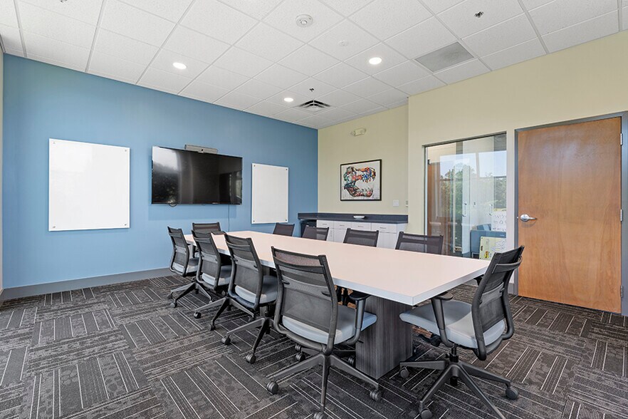 More Photos Of 4010 Deerpark Blvd, Elkton Manufacturing For Sale