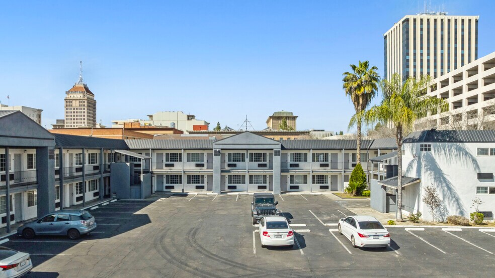 More Photos Of 2127 Inyo St, Fresno Hotel For Sale