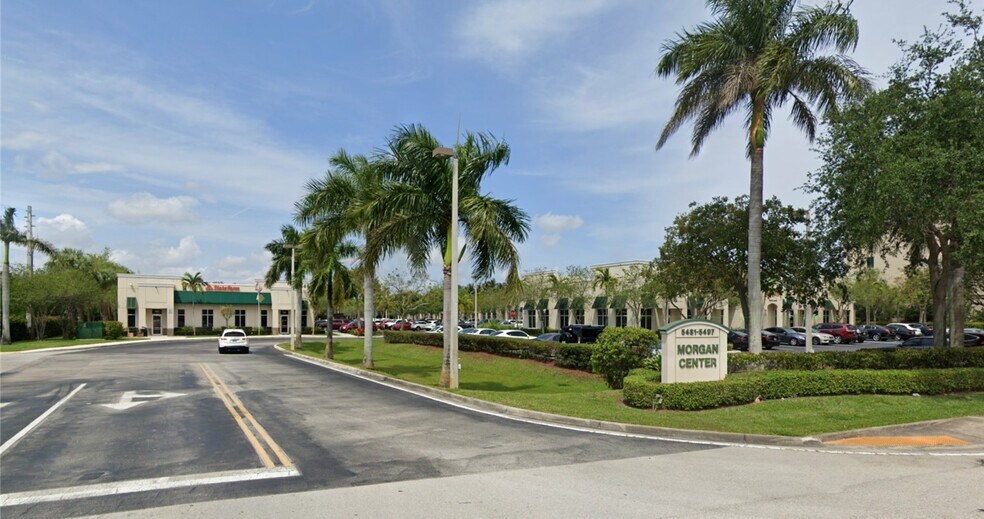 More Photos Of 5493 Wiles Rd, Coconut Creek Office For Sale
