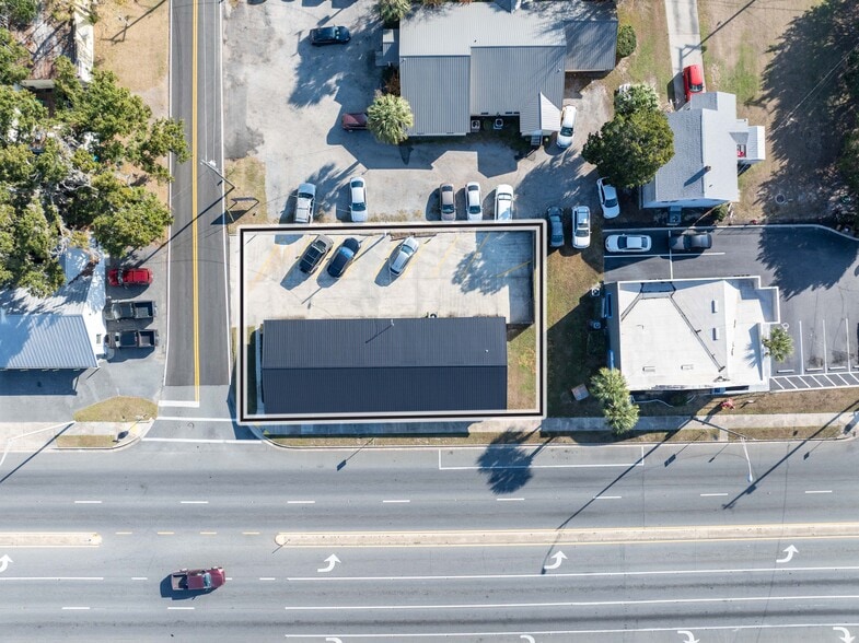 More Photos Of 439 SW Main Blvd, Lake City Office For Lease