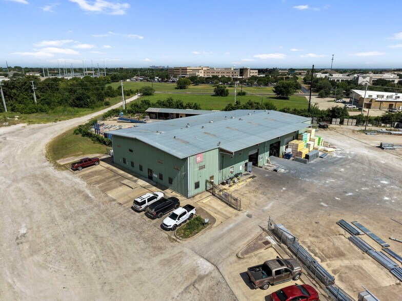 Primary Photo Of 1707 Graham Rd, College Station Warehouse For Lease
