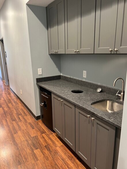More Photos Of 104 Waxhaw Professional Park Dr, Waxhaw Medical For Sale