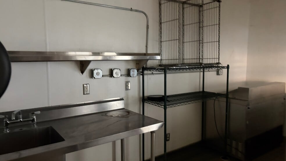 More Photos Of 150-154 Grand Ave, Escondido Restaurant For Lease