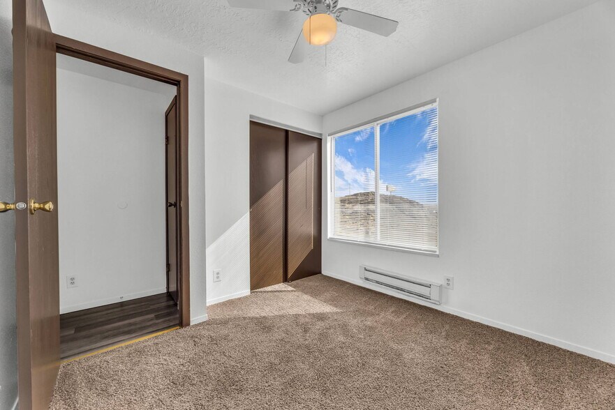 More Photos Of 370 Aria Blvd, Wendover Apartments For Sale