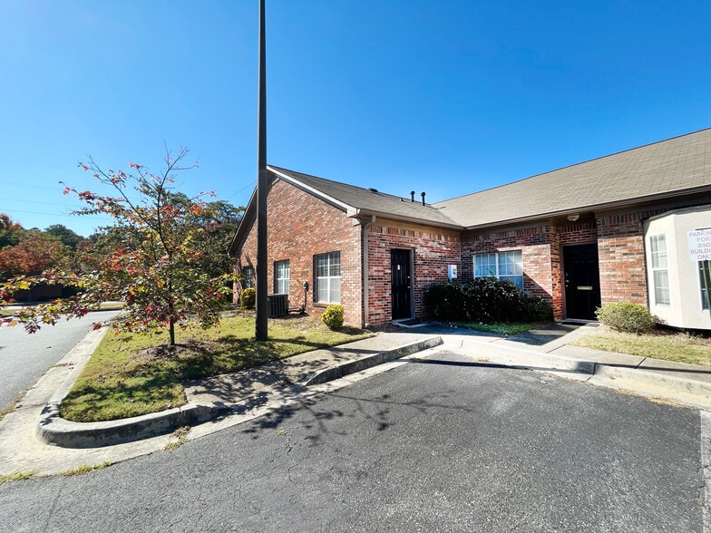 More Photos Of 850 Kennesaw Ave NW, Marietta Medical For Lease