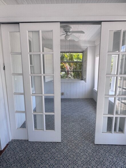 More Photos Of 12 W Orange St, Tarpon Springs Loft Creative Space For Lease