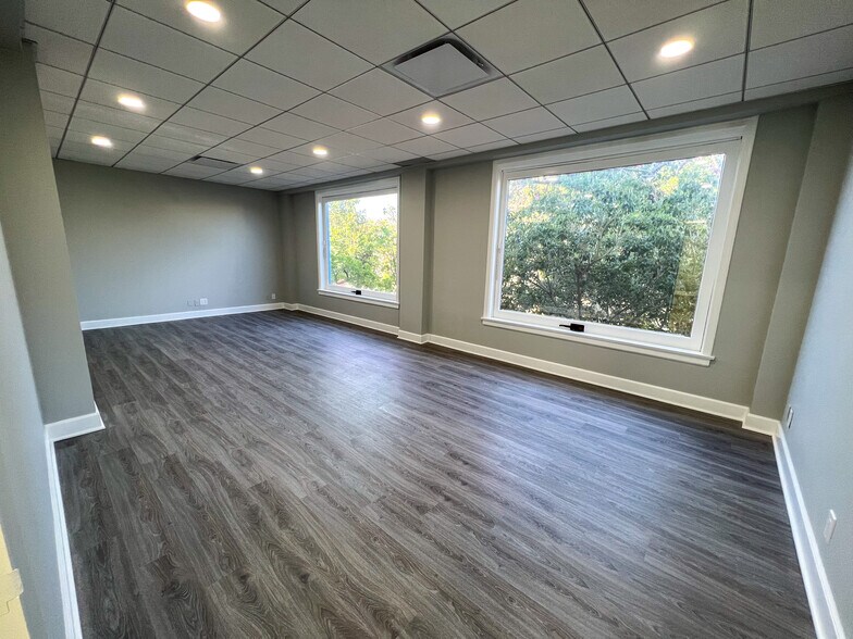 More Photos Of 110 E Wilshire Ave, Fullerton Office For Lease