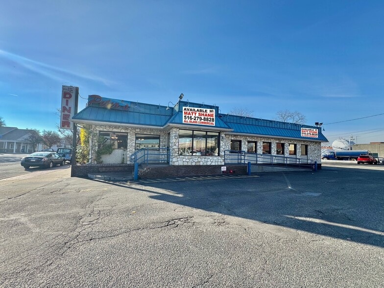 More Photos Of 232-236 Broadway, Amityville Storefront Retail Residential For Sale