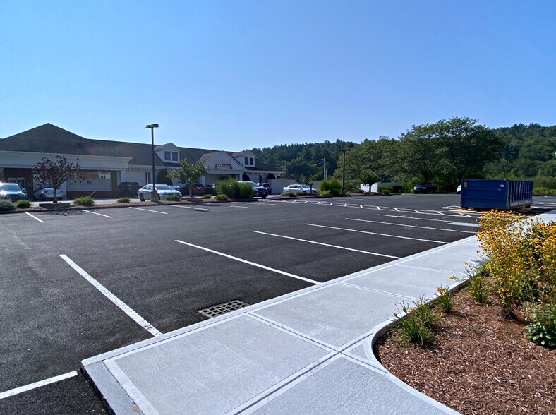 More Photos Of 100 Boston Rd, Groton Medical For Lease