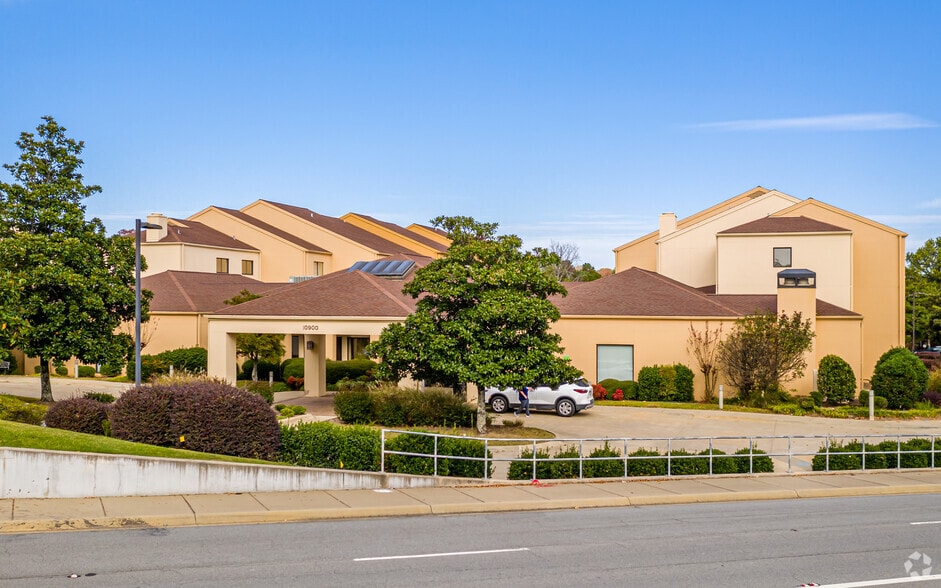 More Photos Of 10900 Financial Centre Pky, Little Rock Hotel For Sale