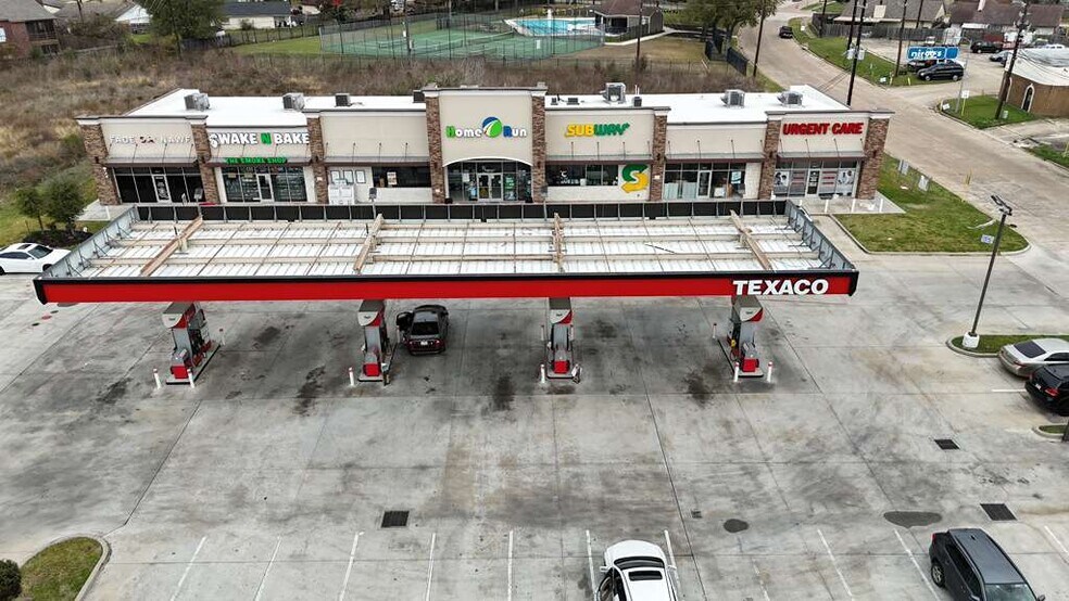 Primary Photo Of 8300 Antione Dr, Houston Service Station For Lease
